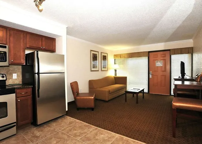 Hotel Coconut Cove All-suite Clearwater Beach